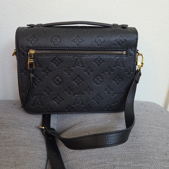 Black Crossbody Bag - Picture 2 of 10